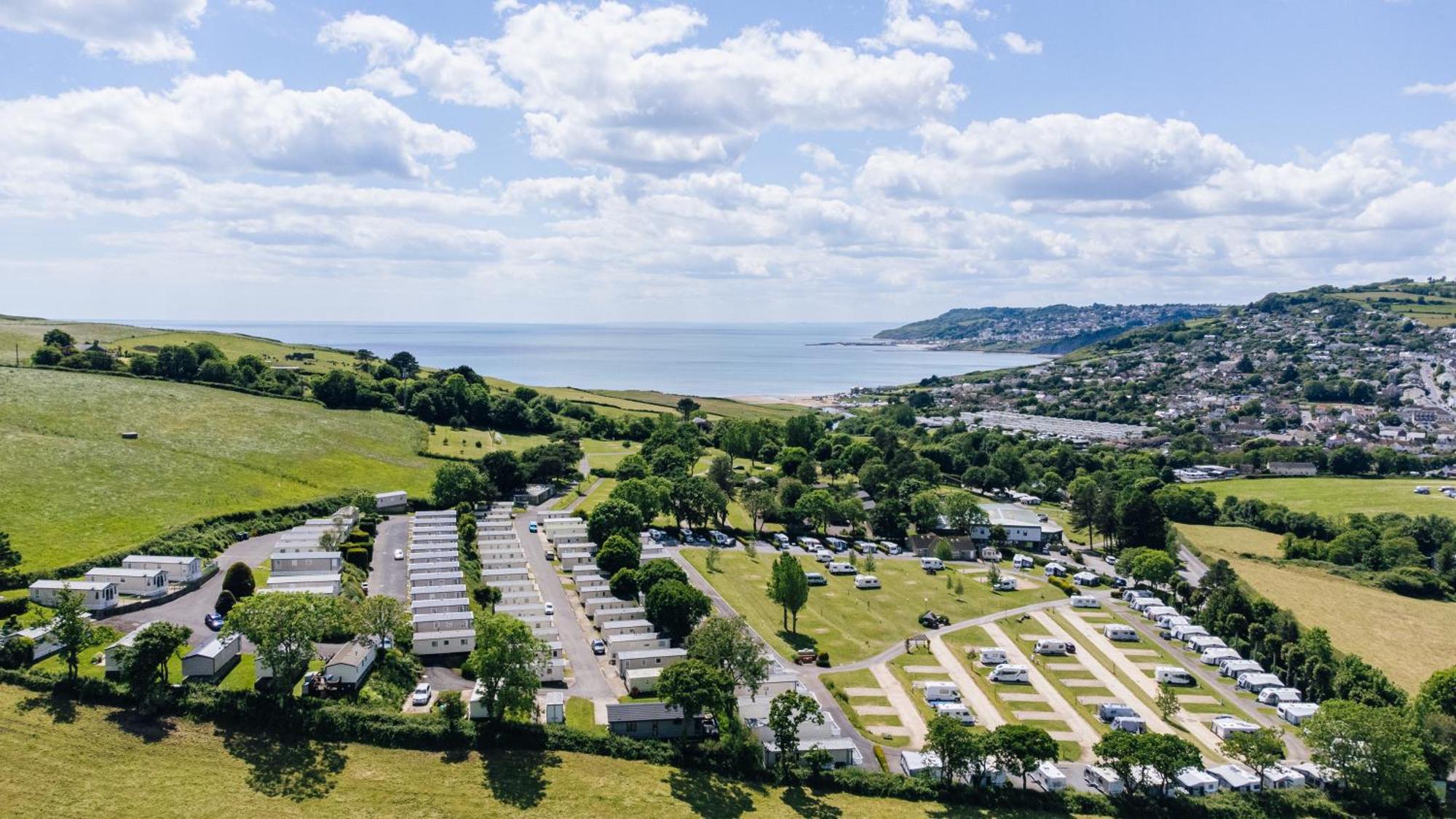 Newlands Holidays Bridport Exteriör bild